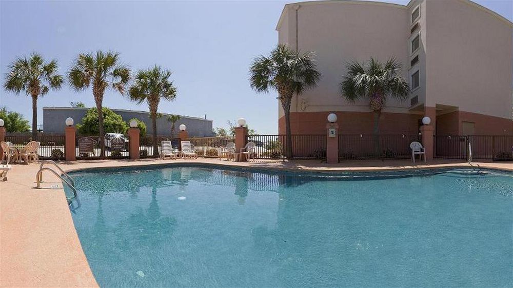 Holiday Inn Express - Biloxi - Beach Blvd, An Ihg Hotel Экстерьер фото